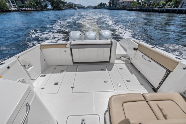36ft Pursuit Yacht For Sale