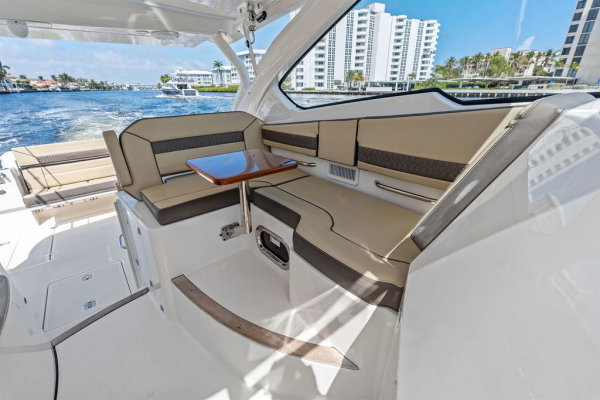 36ft Pursuit Yacht For Sale