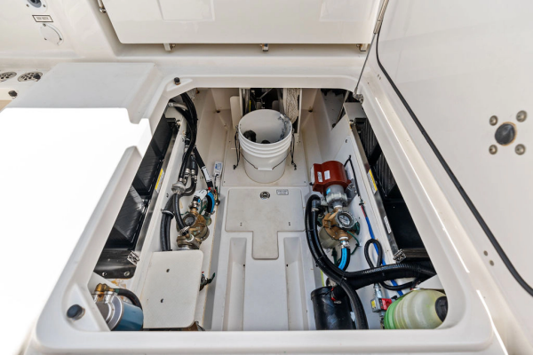 37ft Pursuit Yacht For Sale