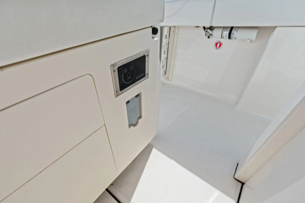 37ft Pursuit Yacht For Sale