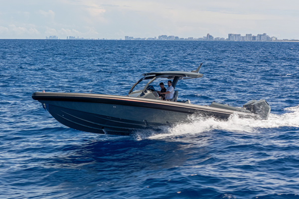 Skipper 38 Yacht For Sale