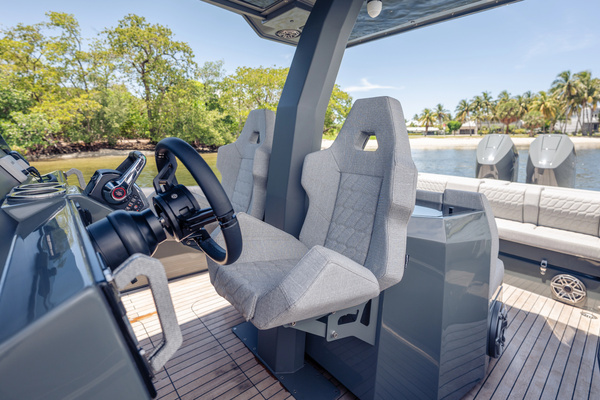 Skipper 38 Yacht For Sale
