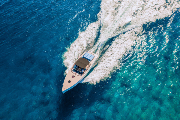 VanDutch 40 Yacht For Sale
