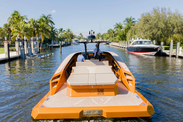 SAY Carbon Yachts 42 Open Yacht For Sale