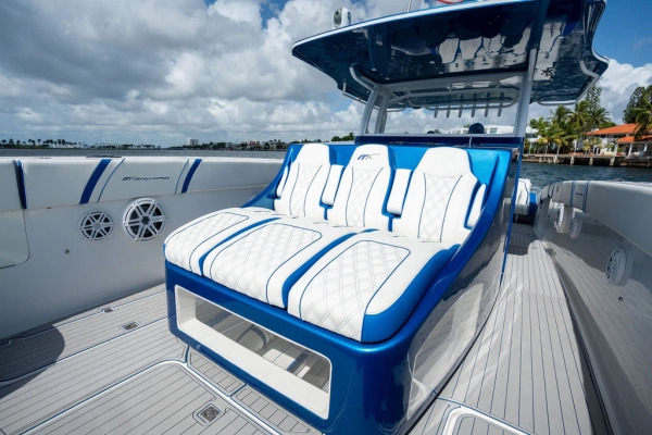Midnight Express 43 Yacht For Sale