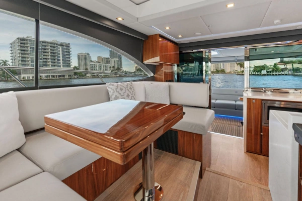 Riviera 4600 Sport Yacht Platinum Edition Yacht For Sale