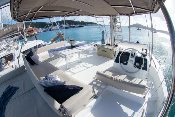 Bali 4.8 Yacht For Sale