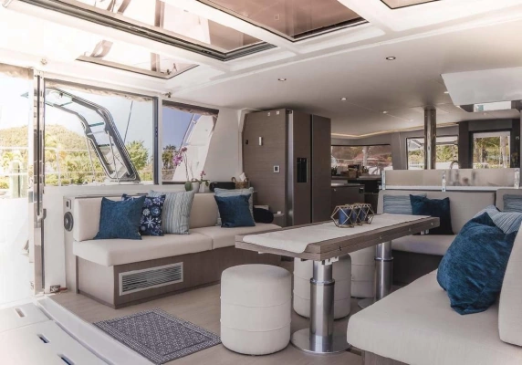 Bali 4.8 Yacht For Sale