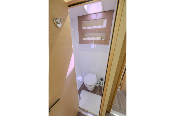 58ft Fountaine Pajot Yacht For Sale