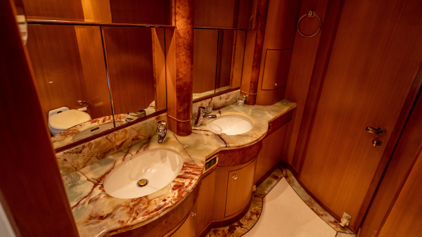 UNBRIDLED 64ft Horizon Yacht For Sale