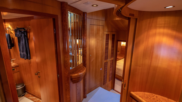 UNBRIDLED 64ft Horizon Yacht For Sale