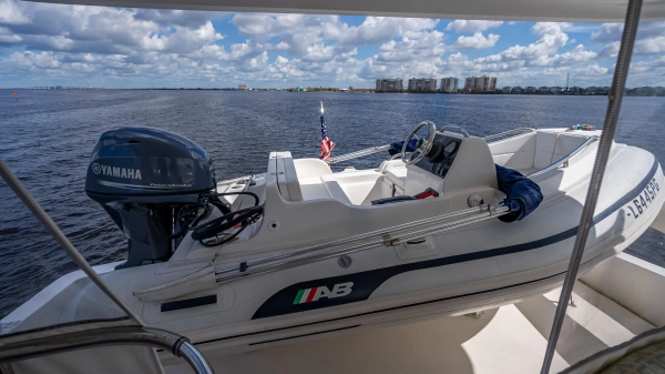 2003 Horizon 64