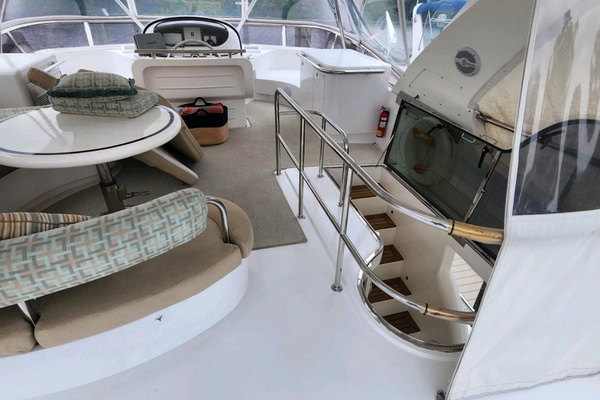 2003 Horizon 64