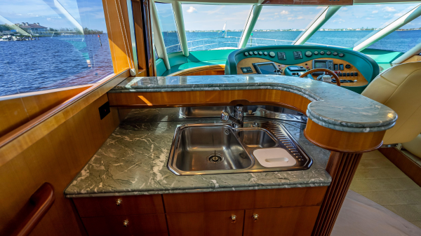UNBRIDLED 64ft Horizon Yacht For Sale