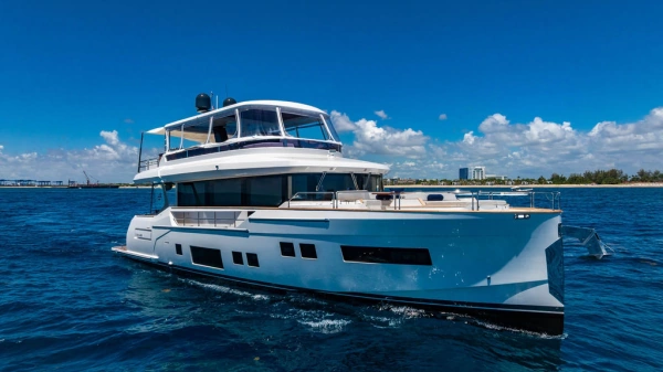 2022 Sirena 68