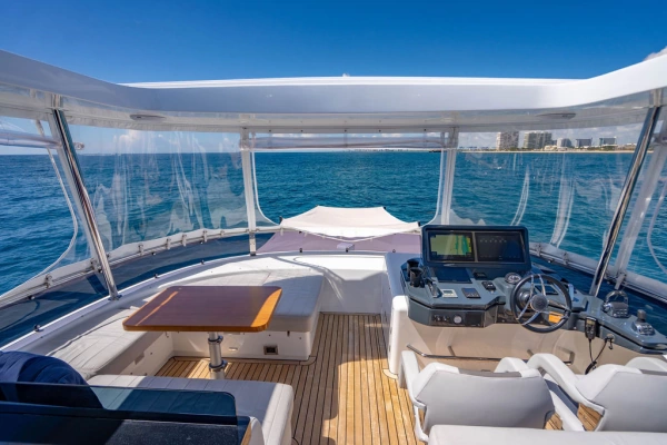 2022 Sirena 68