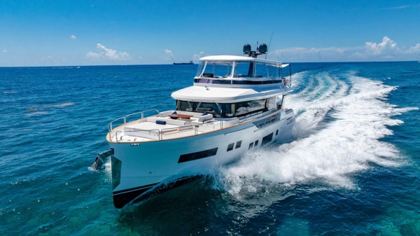 2022 Sirena 68
