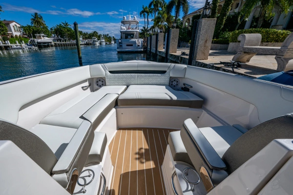 2024 Tiara Yachts 34