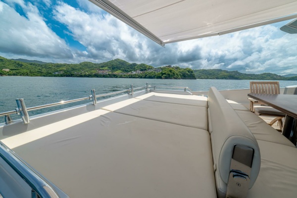 Carpe Diem 77ft Azimut Yacht For Sale