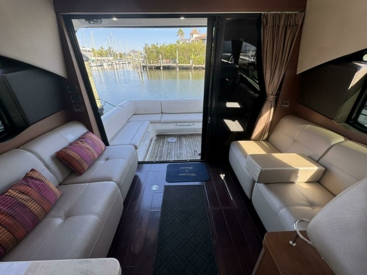 Lopez Cove II 47ft Sea Ray Yacht For Sale