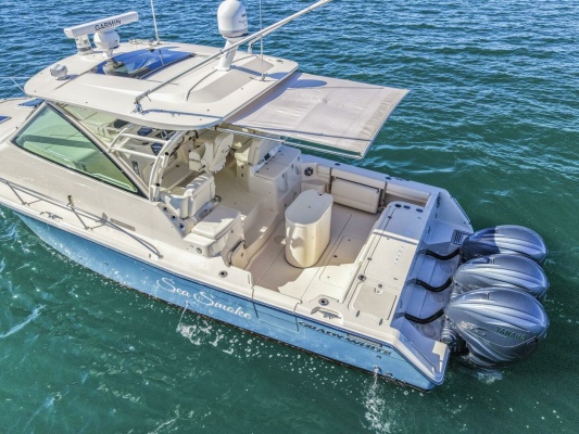 2019 Grady-White 370 Express 