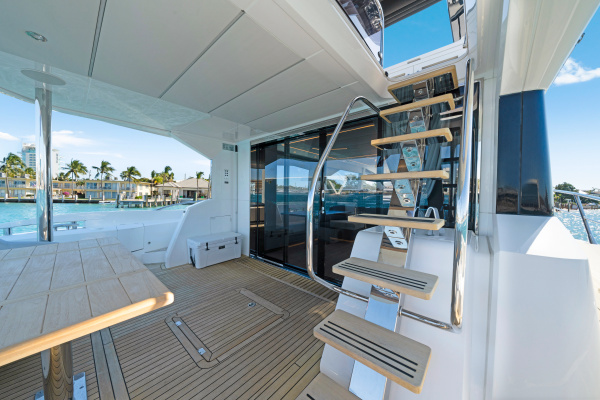 68ft Sunseeker Yacht For Sale
