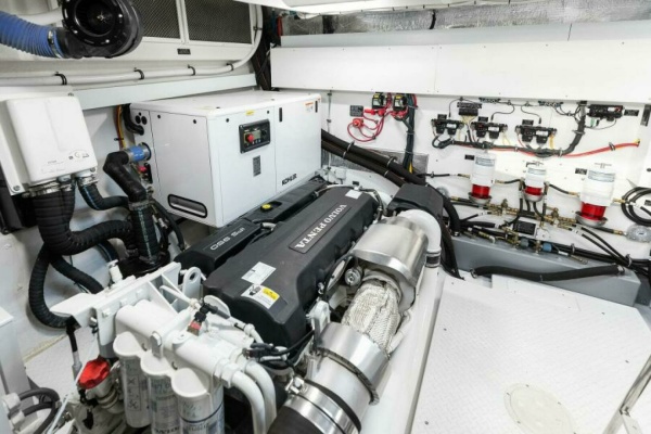 Miss Tracy Lane 60ft Cruisers Yachts Yacht For Sale