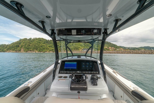 33ft Valhalla Boatworks Yacht For Sale