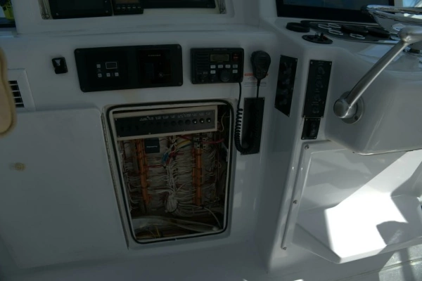 2002 Viking 43