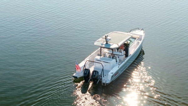 Axopar 37 Suntop Yacht For Sale