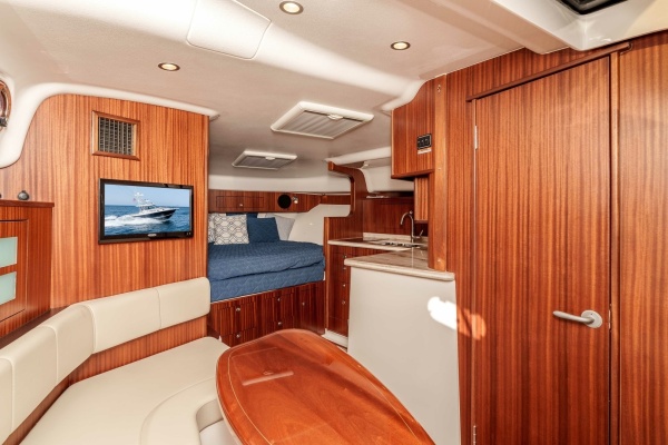 TAG TEAM 38ft Pursuit Yacht For Sale