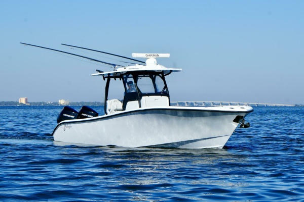 Luhn 32 32ft Yellowfin Yacht For Sale