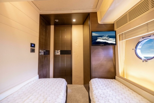 A Sea 64ft Azimut Yacht For Sale