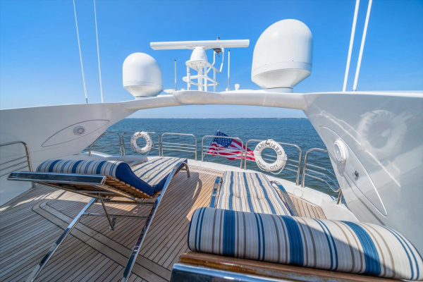 VANGUARD 82ft Sunseeker Yacht For Sale