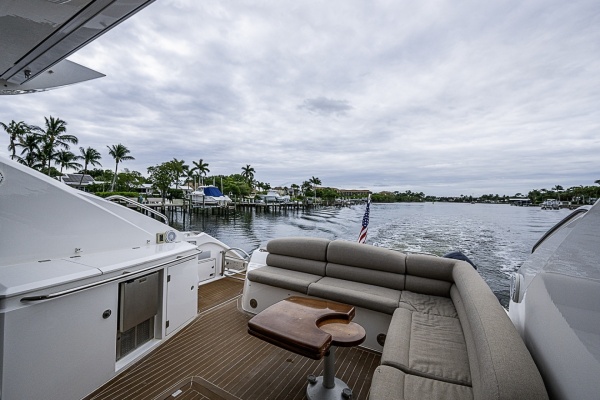 Sunseeker 62 EAGLE II - Cockpit
