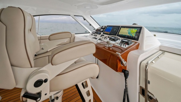 SEA N ME TOO 44ft Hatteras Yacht For Sale