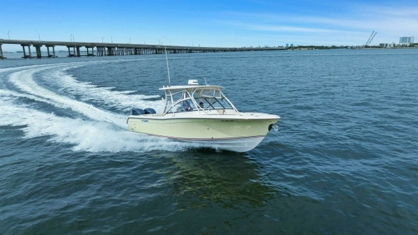 2016 Grady-White 28