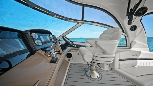 2005 Sea Ray 50