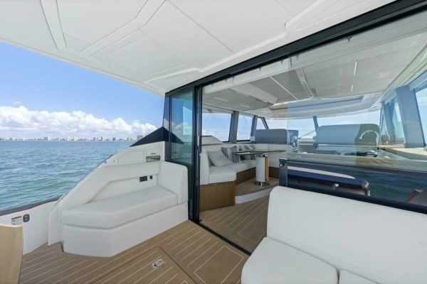2023 Tiara Yachts 60