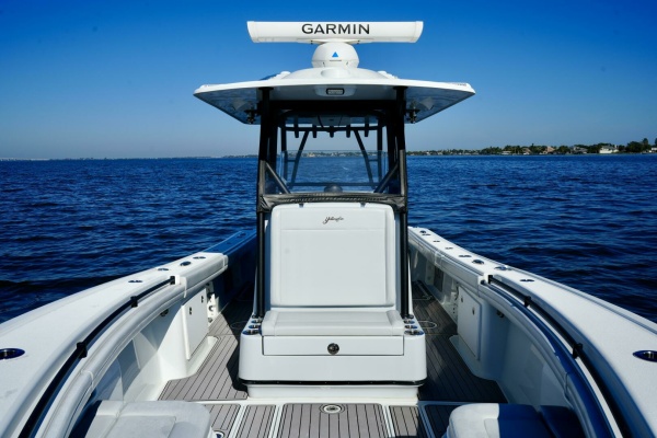 Luhn 32 32ft Yellowfin Yacht For Sale