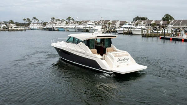 Silver Lining 44ft Tiara Yachts Yacht For Sale