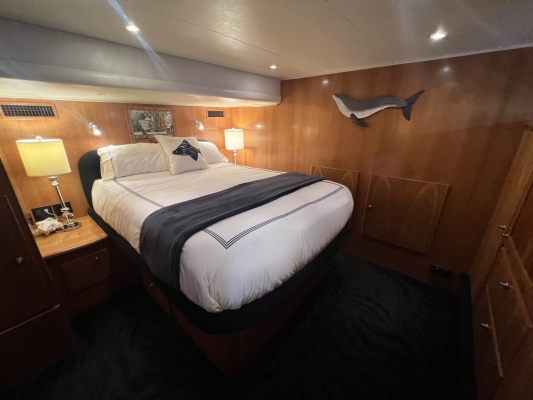 NO VACANCY 54ft Navigator Yacht For Sale