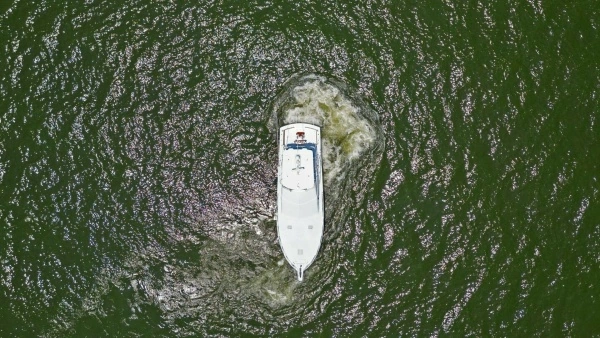 2003 Hatteras 54