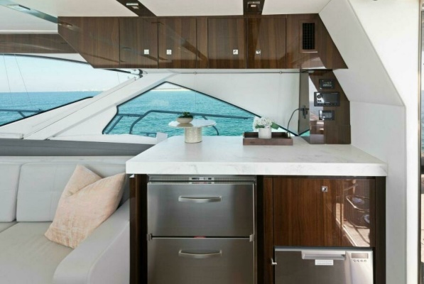 Miss Tracy Lane 60ft Cruisers Yachts Yacht For Sale