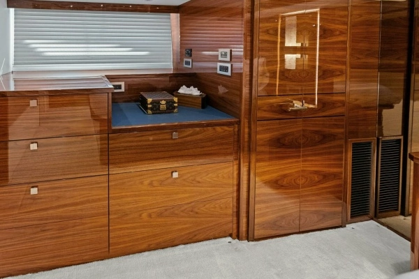 2026 Viking 82
