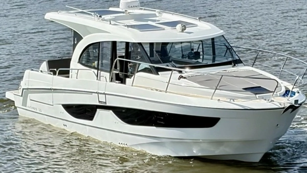 2022 Beneteau 36