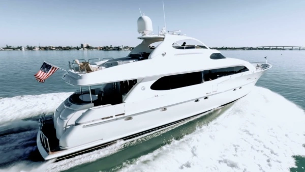 2001 Lazzara Yachts 94