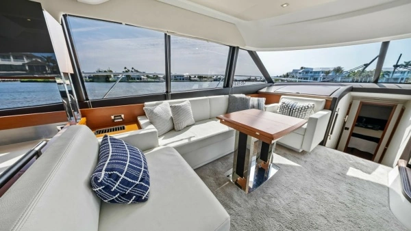 2015 Prestige 55