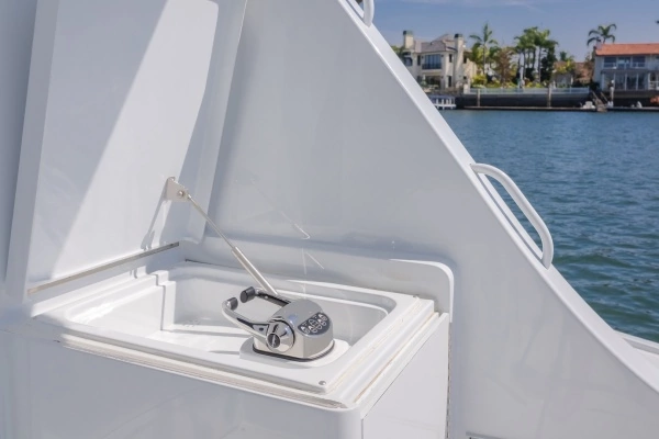 2003 Hatteras 54