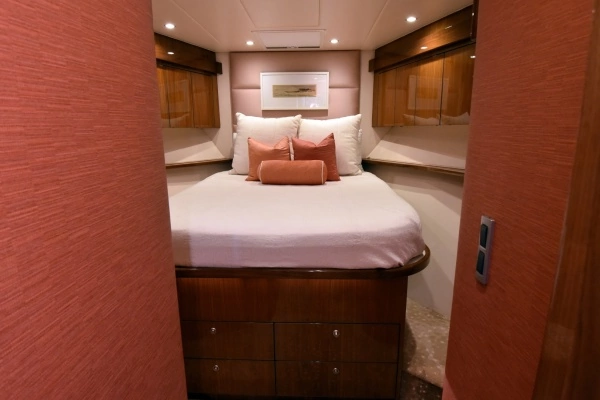 2019 Viking 80